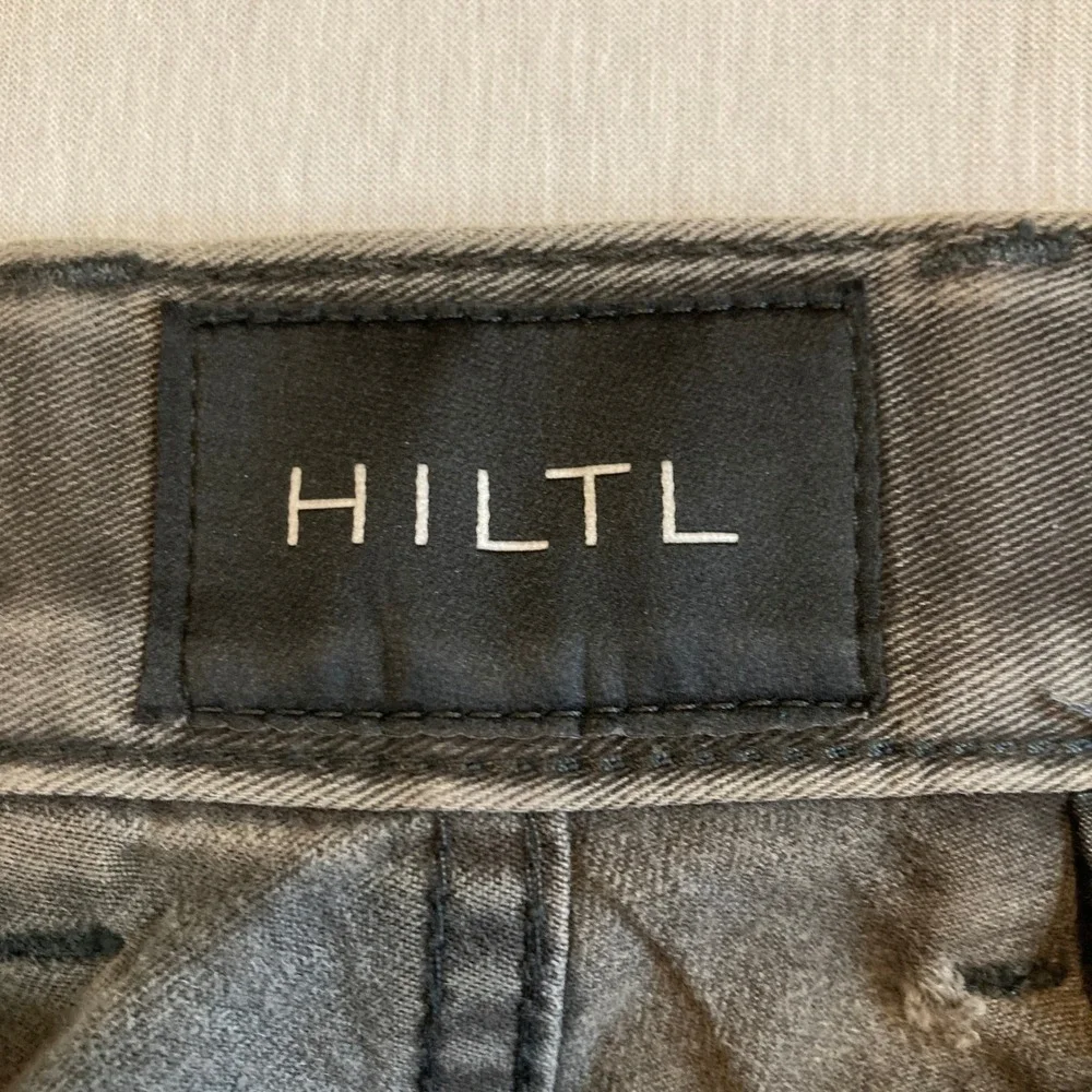 HILTL Mens 35x28 Grey Straight Leg Trousers Pants Grey Wash Made in‎ Macedonia